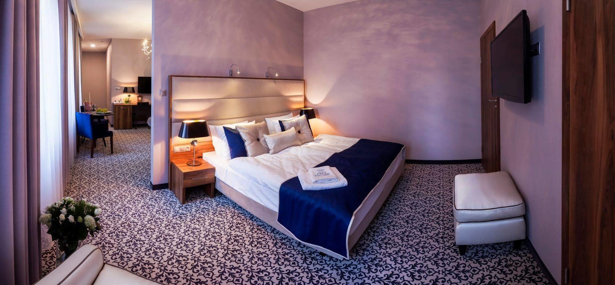 No.23 Aparthotel Krasków Εξωτερικό φωτογραφία